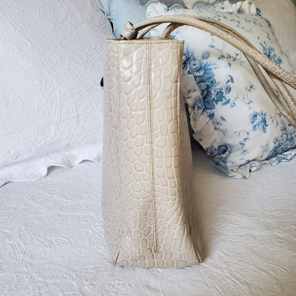 Furla Light Taupe/ Ecru Leather Croc Embossed Sholder Bag /Tote Bag with Dustbag - Picture 13 of 15